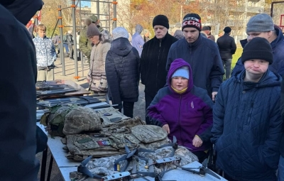 Военно-патриотический клуб «Гранит»: встреча поколений в доме престарелых