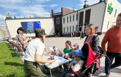 В самом сердце детского культурного центра «Клевер» расцвела полевая палатка Каменск-Уральского агропромышленного техникума