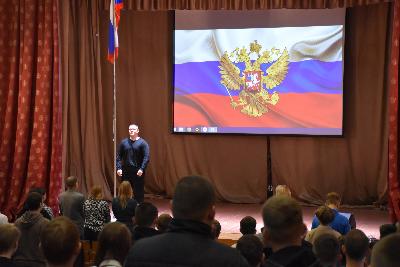 Новая рабочая неделя в техникуме началась...