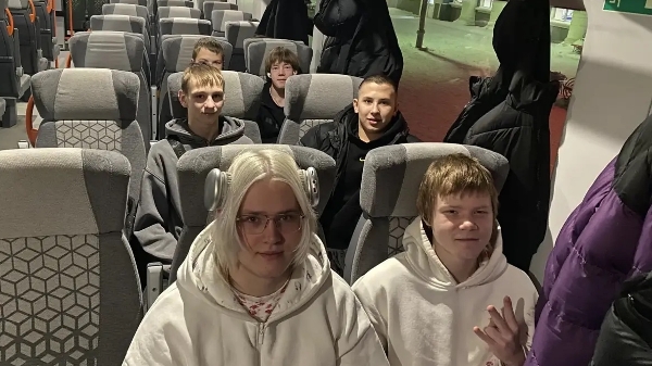 1.jpg